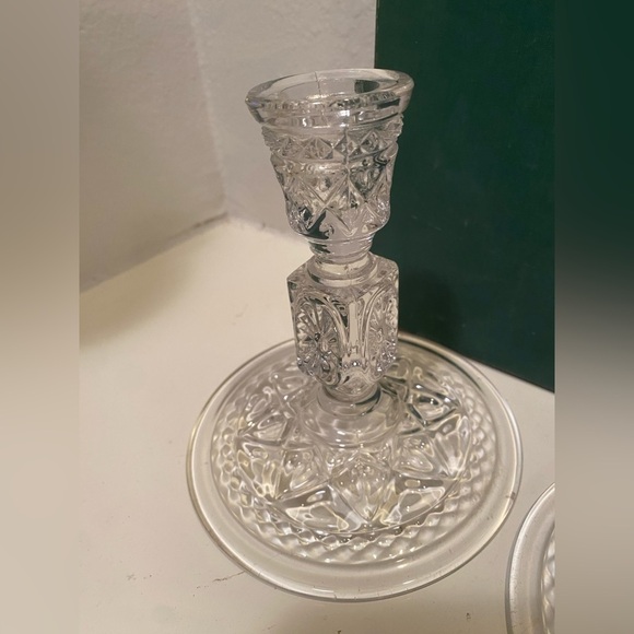 Vintage Pair of Imperial Cape Cod Pressed Glass Candlesticks - Picture 8 of 11